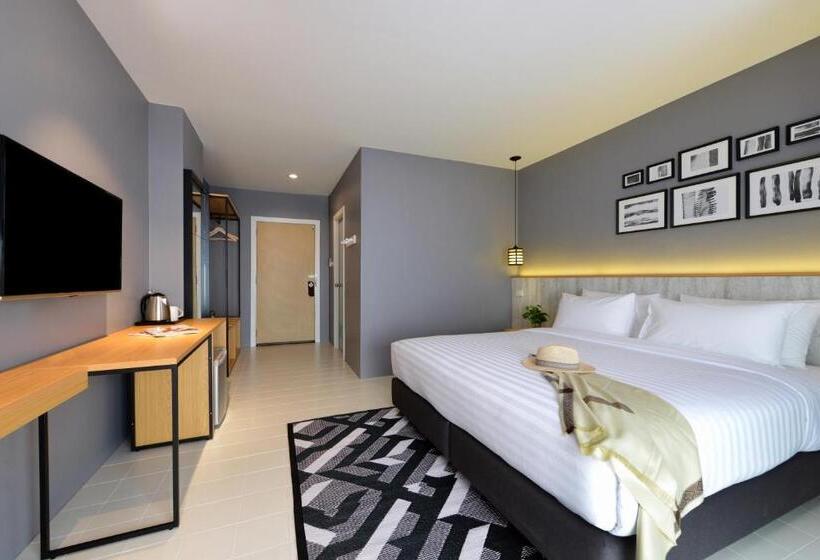 オーシャンビューデラックスルーム, Ruenthip Pattaya