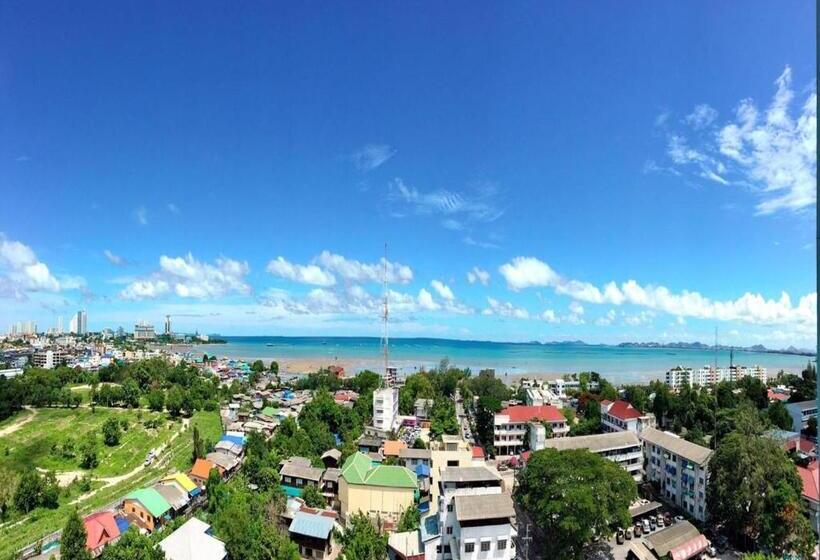 オーシャンビューデラックスルーム, Ruenthip Pattaya