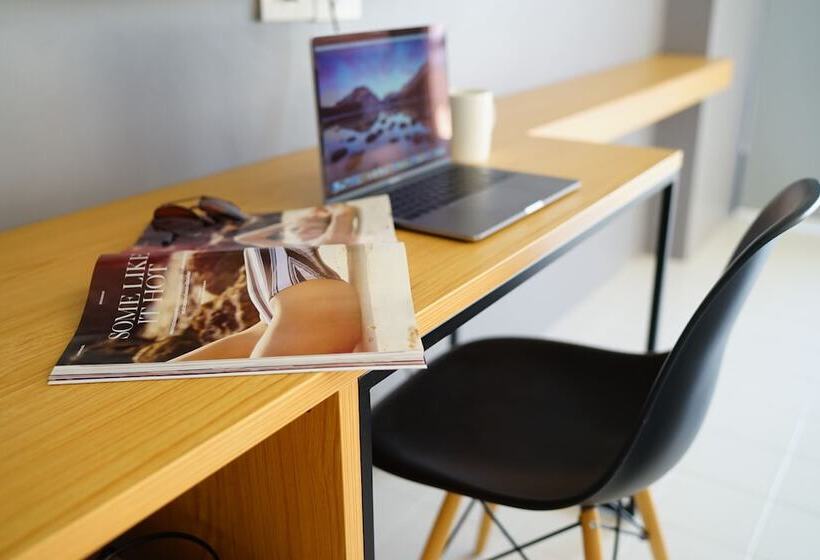 シティビューのスーペリアルーム, Ruenthip Pattaya