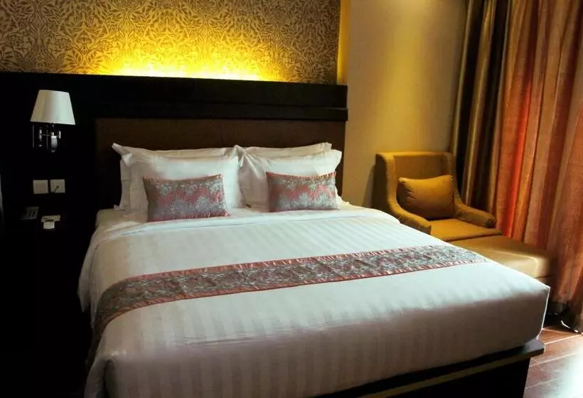 اتاق لوکس با چشمانداز دریا, The Belagri Hotel And Convention
