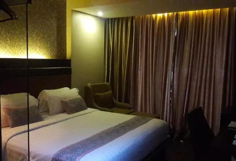 اتاق لوکس با چشمانداز دریا, The Belagri Hotel And Convention