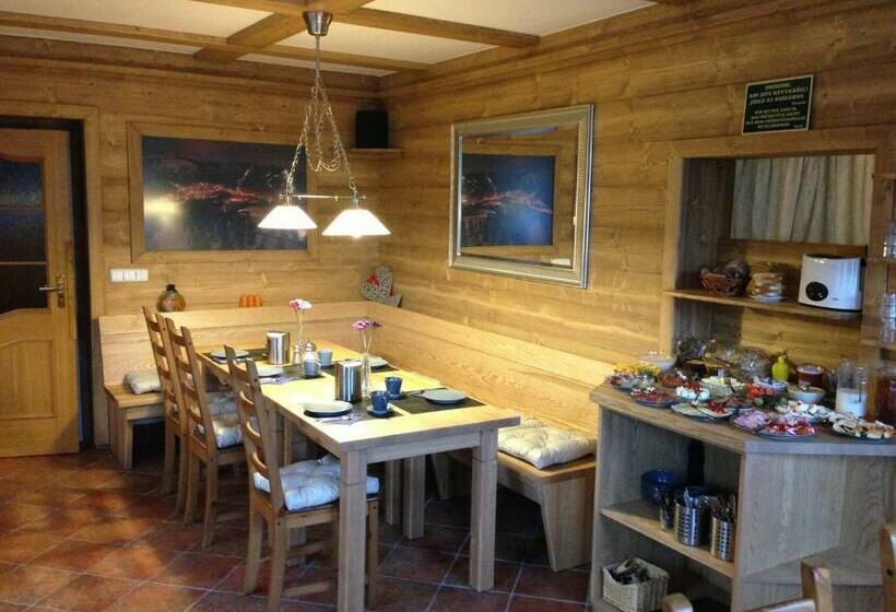 חדר סטנדרט, Pension And Apartments Monika