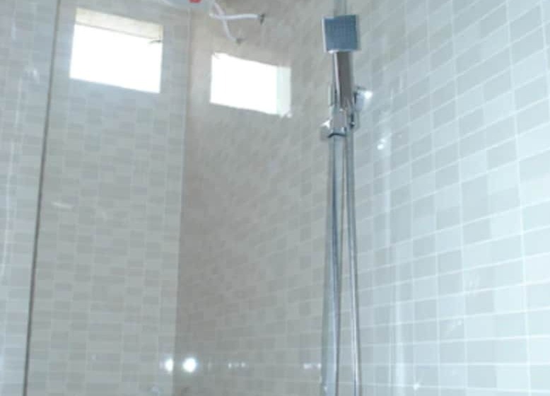 اتاق استاندارد, Paradise