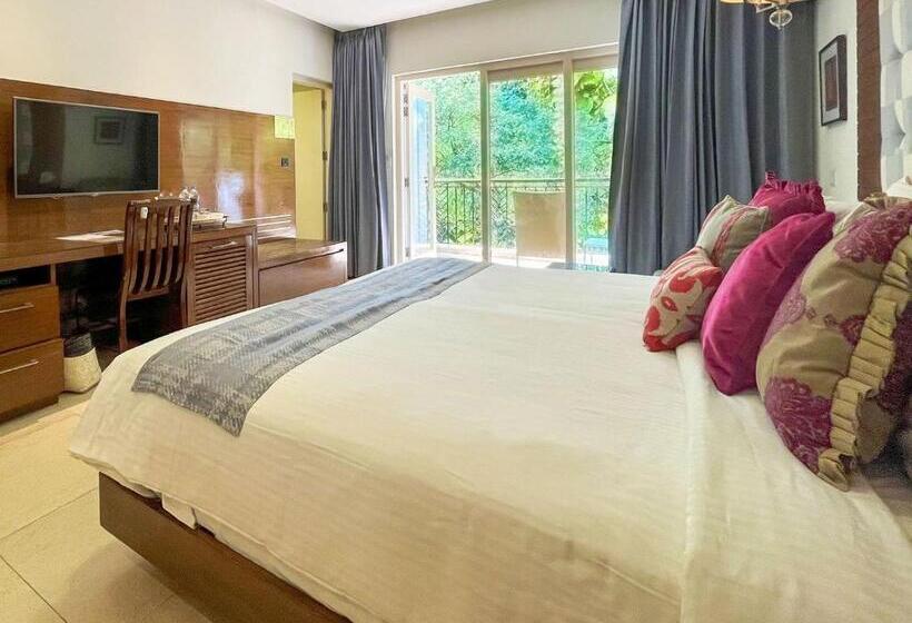 Номер Стандарт Внутренний, Acron Waterfront Resort