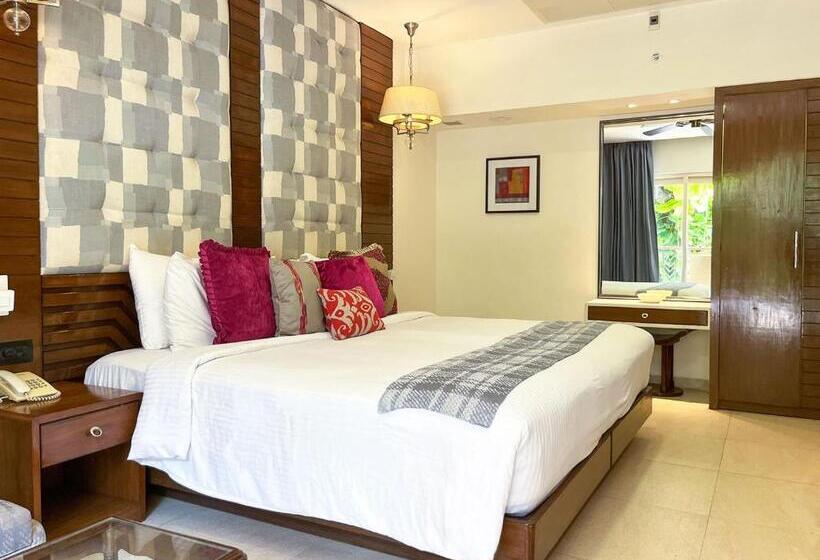 标准间内部标间, Acron Waterfront Resort