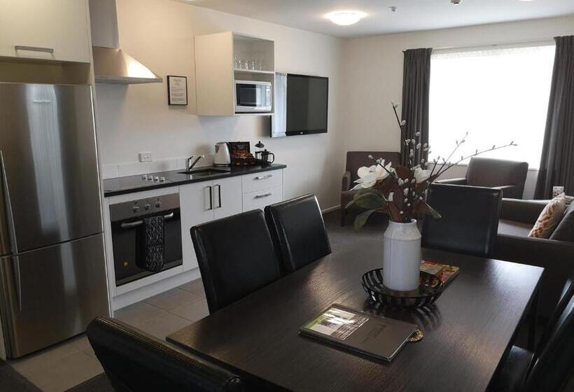 شقة 3 غرف, Airport Palms Motel