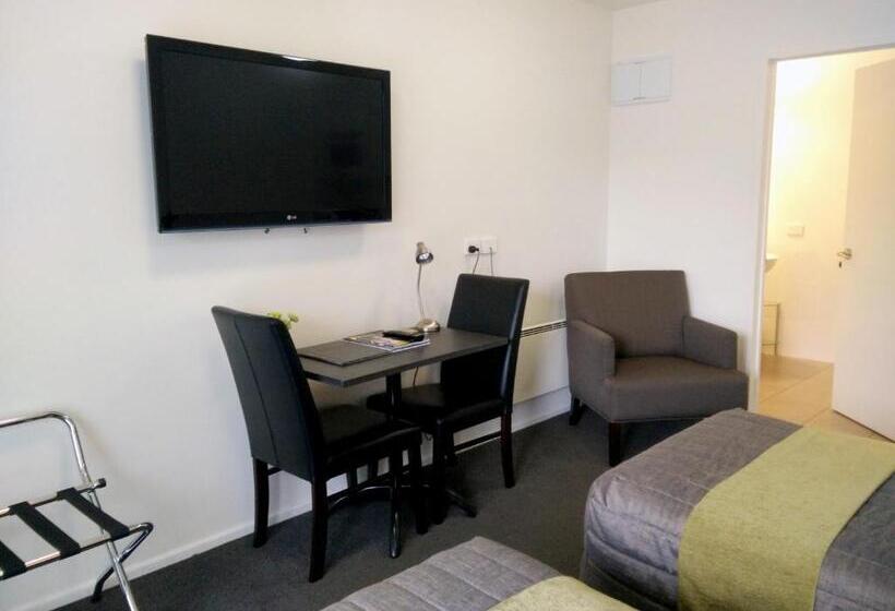 غرفة قياسية لذوى الاحتياجات الخاصة, Airport Palms Motel