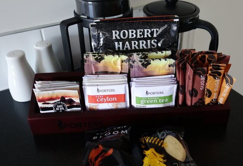 شقة 3 غرف, Airport Palms Motel