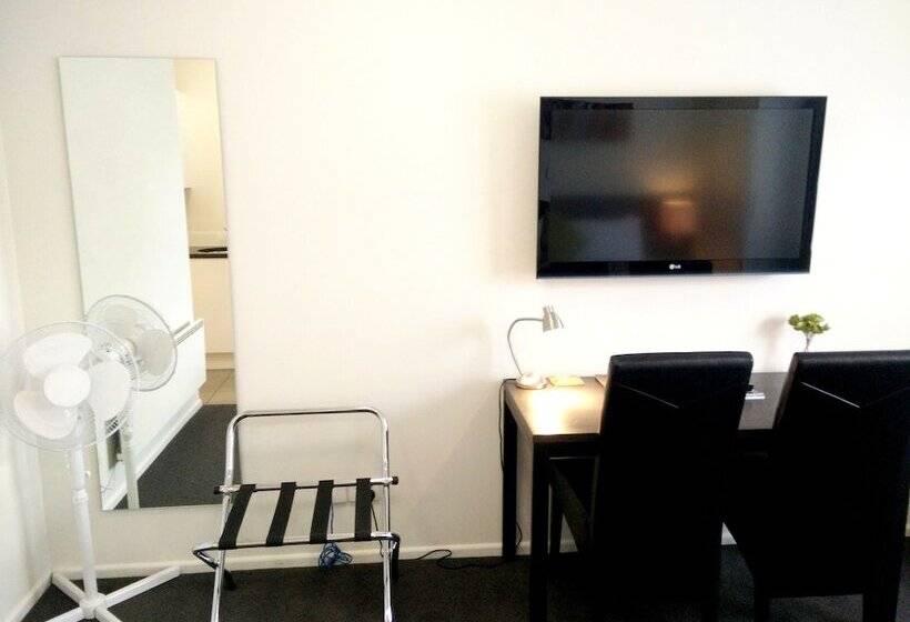 إستوديو قياسى سرير كينج, Airport Palms Motel