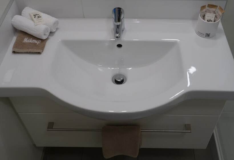 إستوديو قياسى سرير كينج, Airport Palms Motel