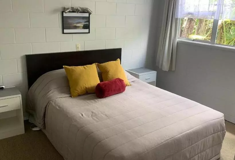 １ベッドルームアパートメント, Ala Moana Motel