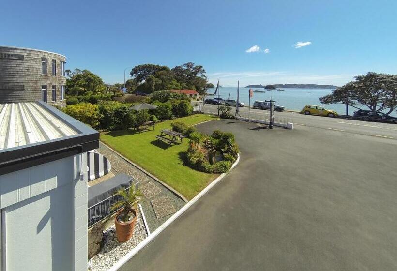 スタンダードスタジオ, Ala Moana Motel