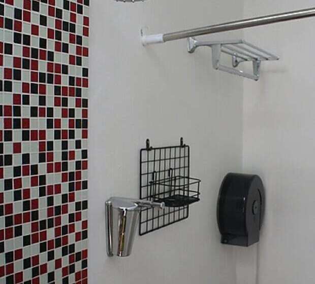 اتاق استاندارد با سرویس بهداشتی مشترک, Red Inn Court   Hostel