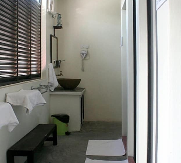 غرفة قياسية حمام مشترك, Red Inn Court   Hostel