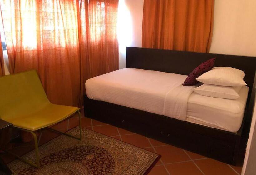 家庭套房, Spices