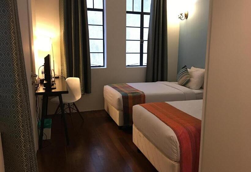 标准单人间, Spices