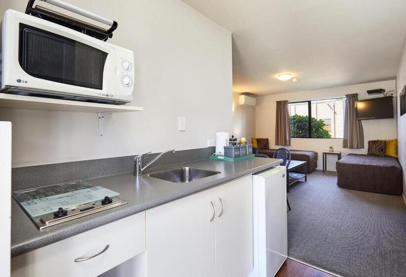 דירת חדר, Blenheim Palms Motel