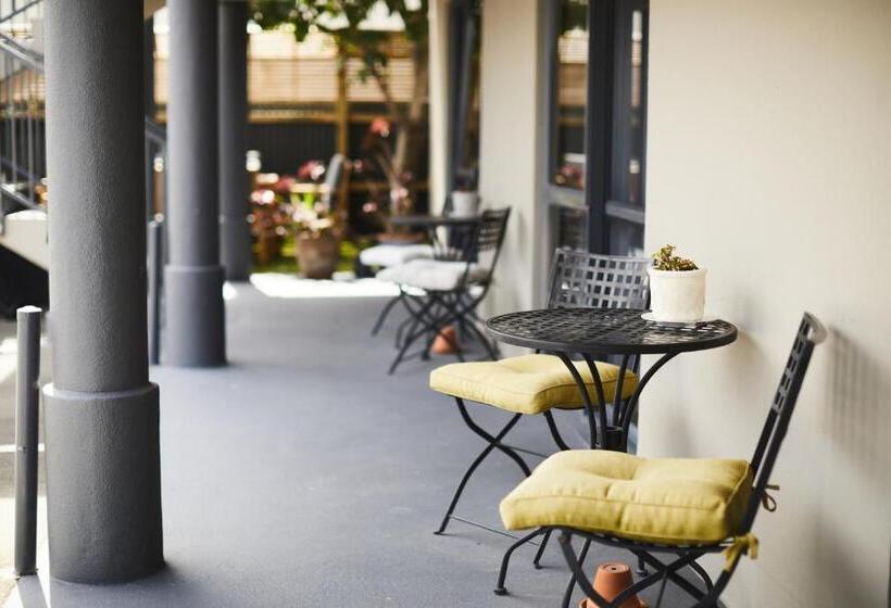 סוויטה עם ג'קוזי, Blenheim Palms Motel