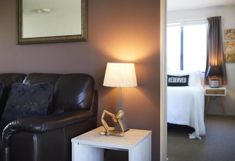 דירת שני חדרים, Blenheim Palms Motel