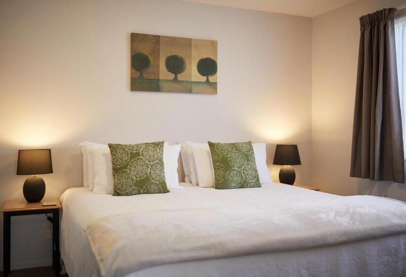 דירת שני חדרים, Blenheim Palms Motel