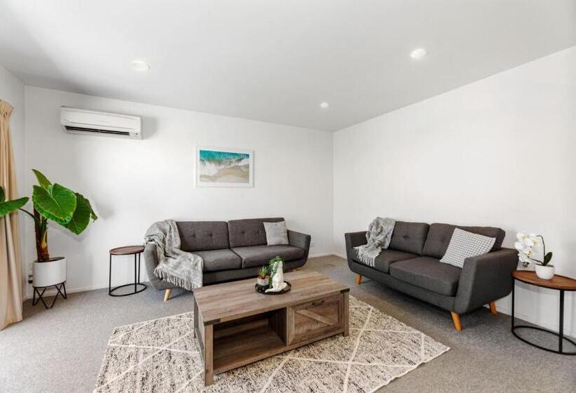 דירת חדר, Blenheim Palms Motel