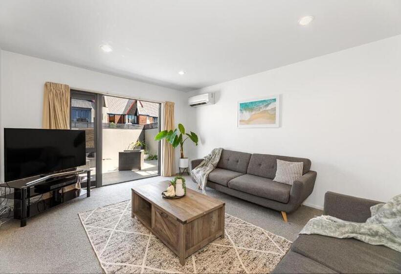 דירת חדר, Blenheim Palms Motel