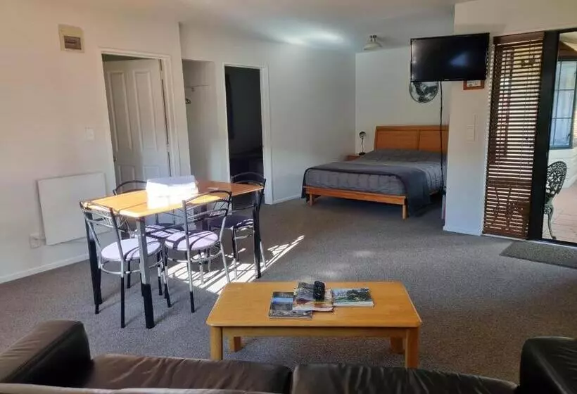 Standard-studio, Glenalvon Lodge Motel