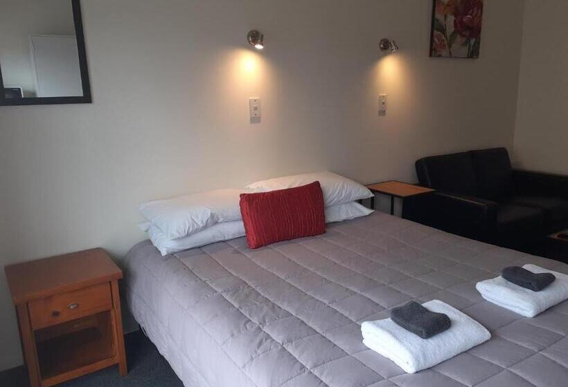 חדר סטודיו סטנדרד, The Coast Motel