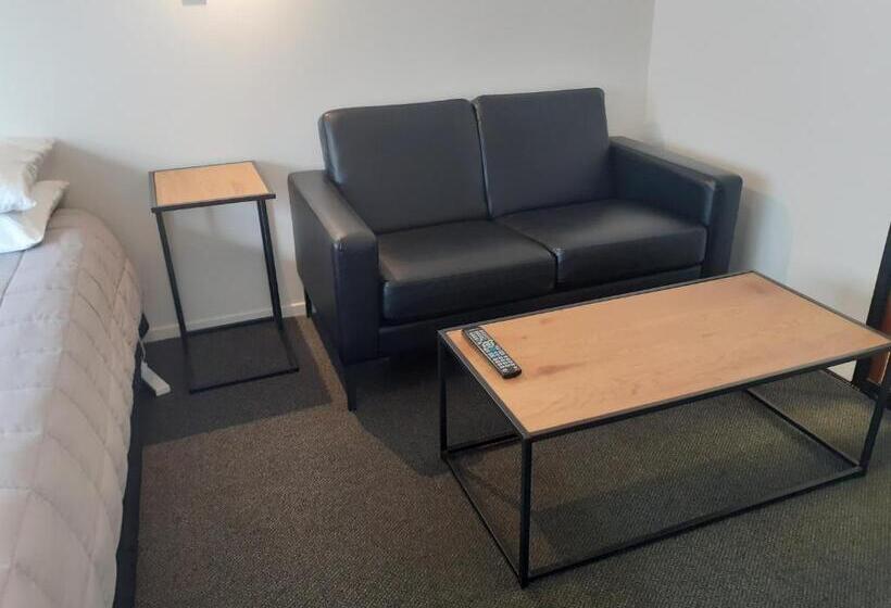 חדר סטודיו סטנדרד, The Coast Motel