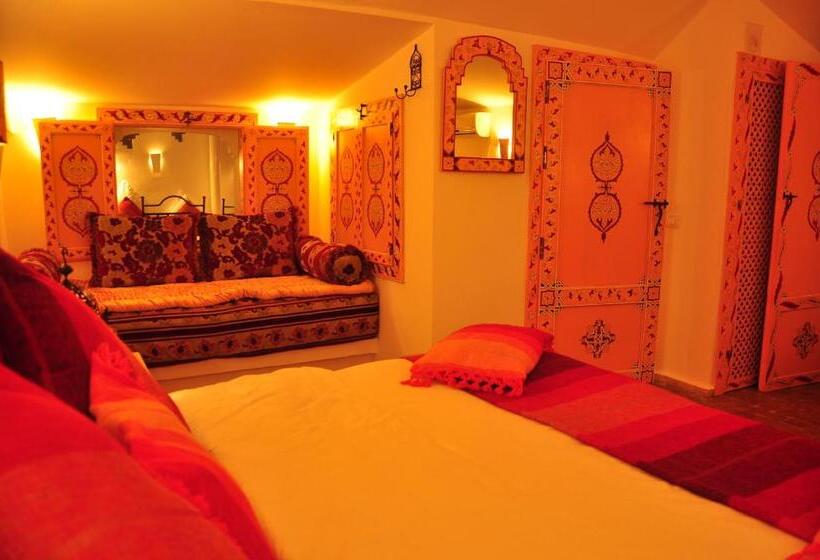 Deluxe Suite Sea View, Al Alba Hammam & Restaurant