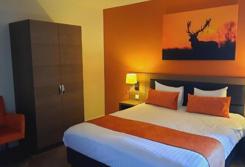 Номер Стандарт, Azur En Ardenne