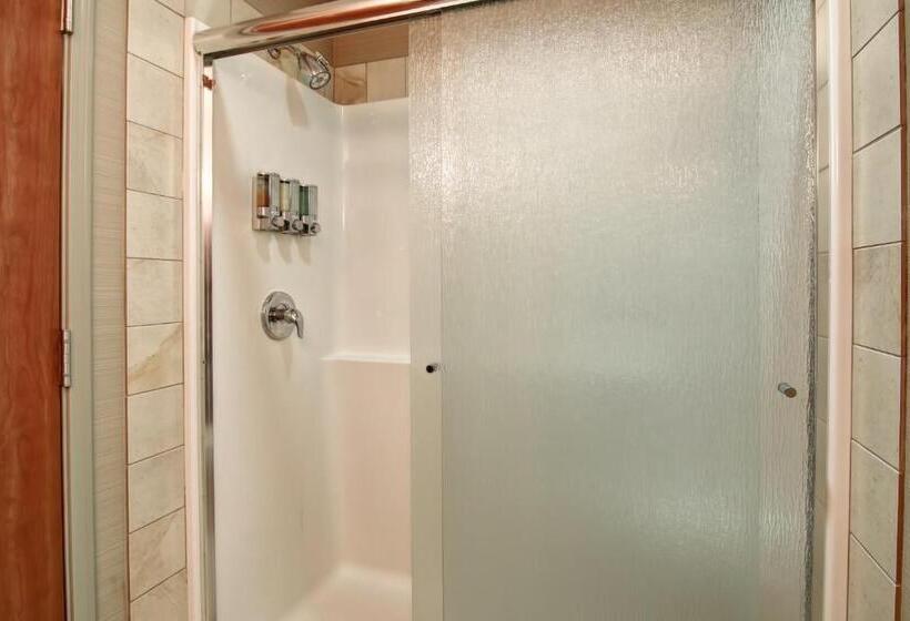 スイート, Canalta Hotel Assiniboia