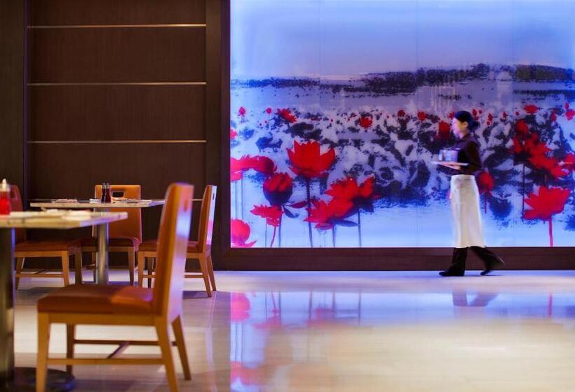 琮城市景观的豪华间, Courtyard By Marriott Hangzhou Wulin