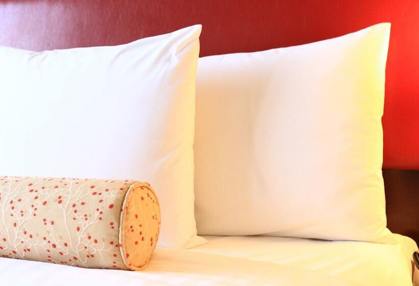 Президентский Люкс, Courtyard By Marriott Hangzhou Wulin