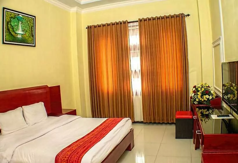 Camera Deluxe, Grand City  Batu