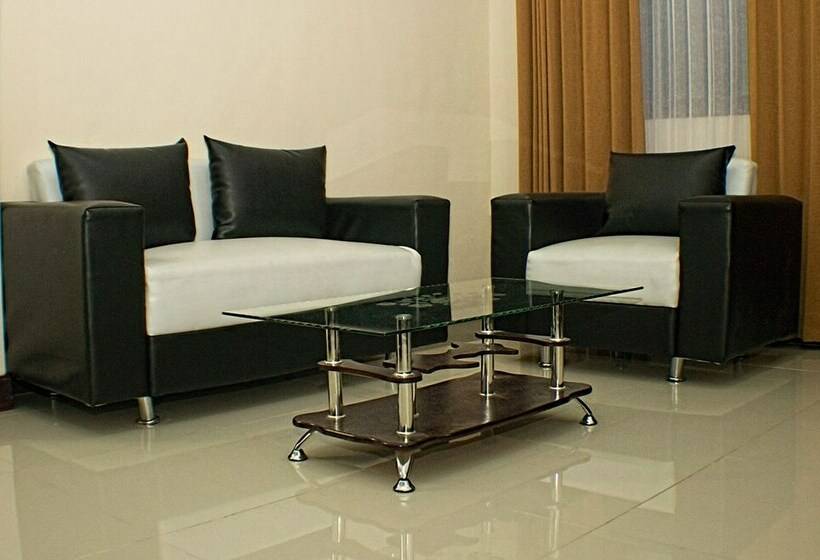 Полулюкс, Grand City  Batu