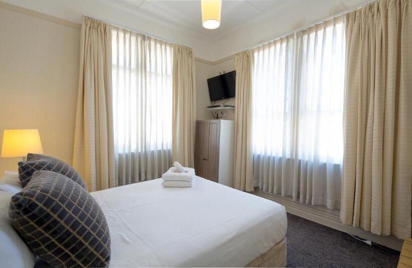 اتاق استاندارد با سرویس بهداشتی مشترک, Neutral Bay Lodge