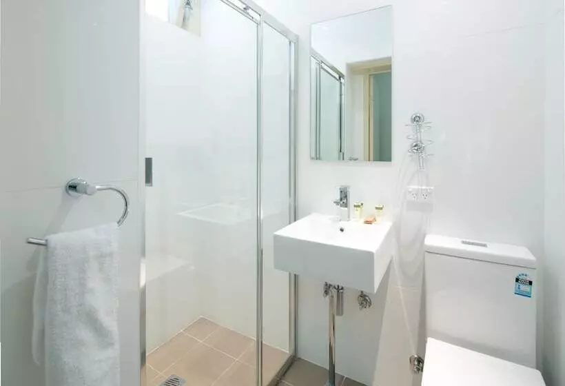 Standard Yhden Hengen Huone, Neutral Bay Lodge