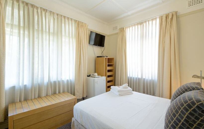 스탠다드 룸 공동 욕실, Neutral Bay Lodge