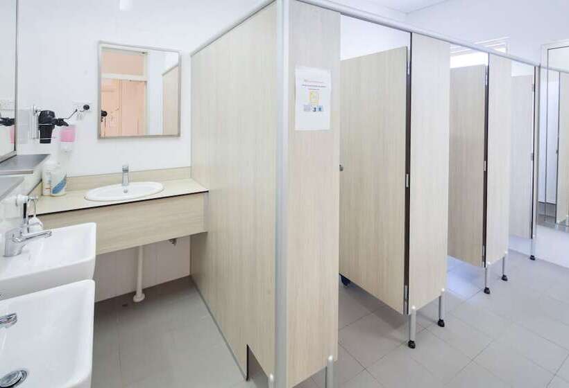 اتاق استاندارد با سرویس بهداشتی مشترک, Neutral Bay Lodge