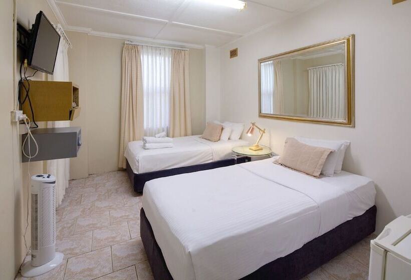 اتاق استاندارد با سرویس بهداشتی مشترک, Neutral Bay Lodge