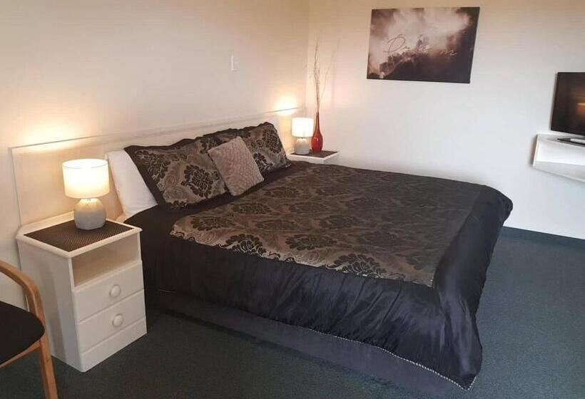 스탠다드 스튜디오 킹침대, Panorama Motor Inn