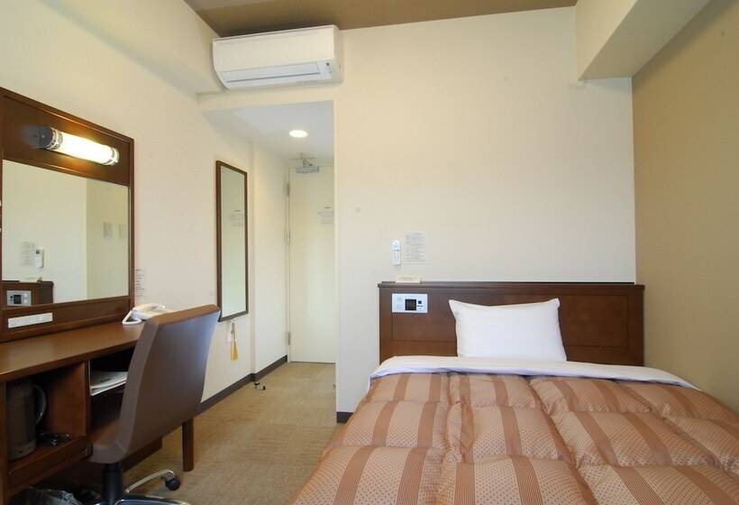 اتاق استاندارد یک نفره, Route Inn Shiojiri
