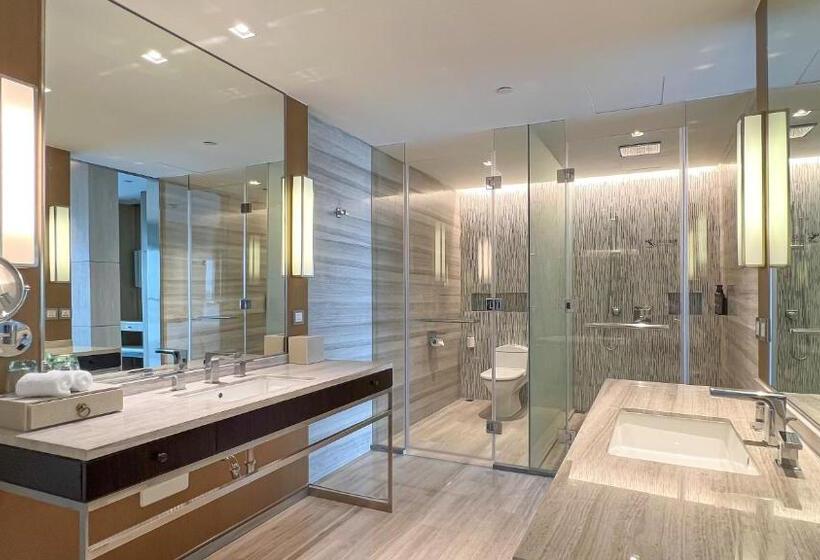 جناح, The Westin Haikou