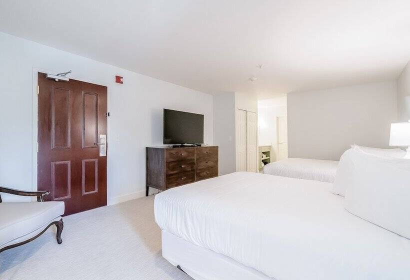 غرفة قياسية, Chateau Renault