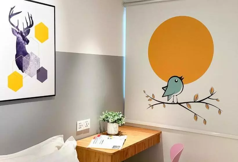 デラックスルーム, Apple 1 Hotel Gurney