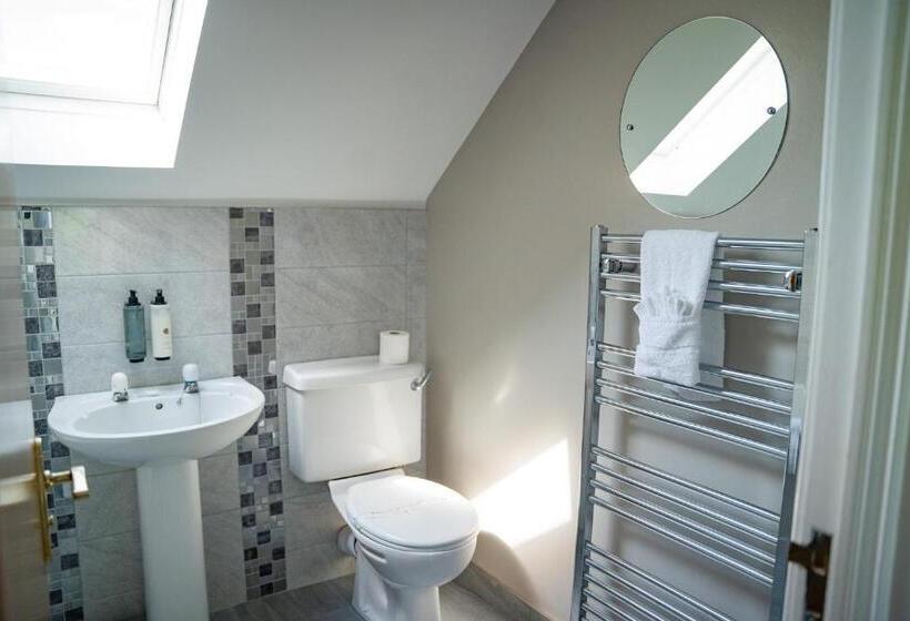 غرفة قياسية, The Briers Country House