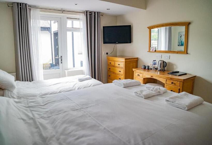 غرفة قياسية سرير كينج, The Briers Country House