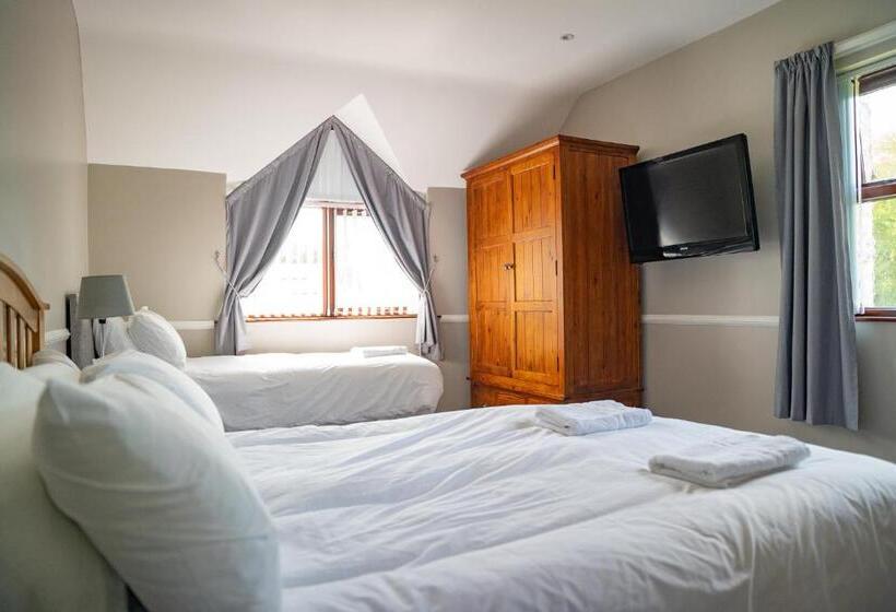 غرفة قياسية مطلّة علي الحديقة, The Briers Country House