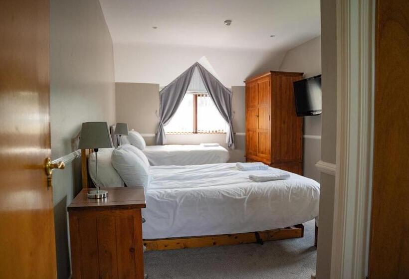 חדר סטנדרט נוף לגינה, The Briers Country House